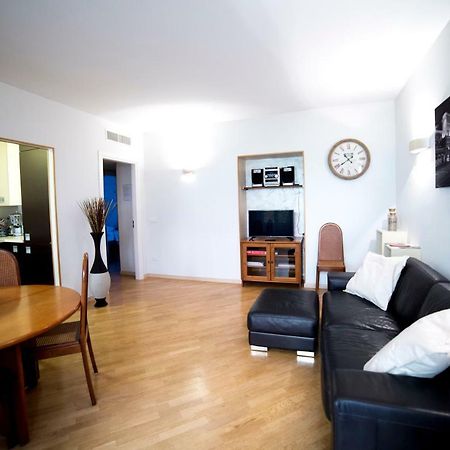 B&B Terrazza Baires - In The Heart Of Milan Luaran gambar