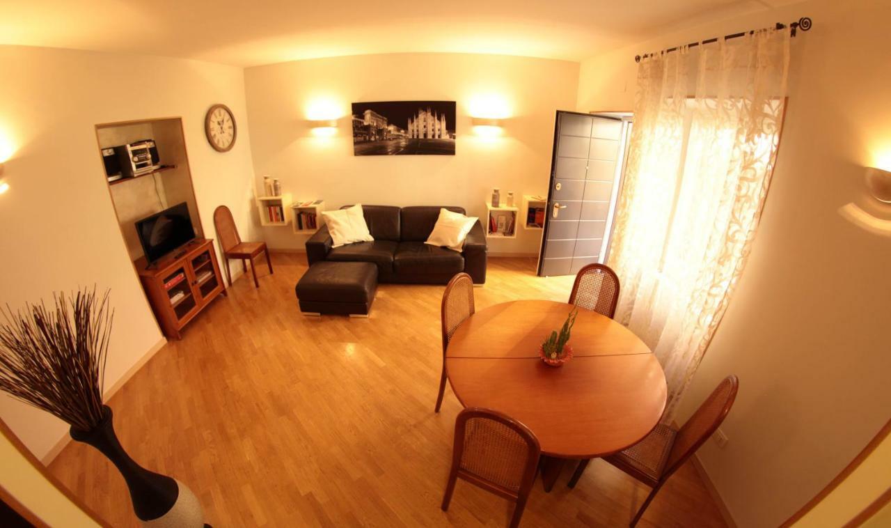 B&B Terrazza Baires - In The Heart Of Milan Luaran gambar