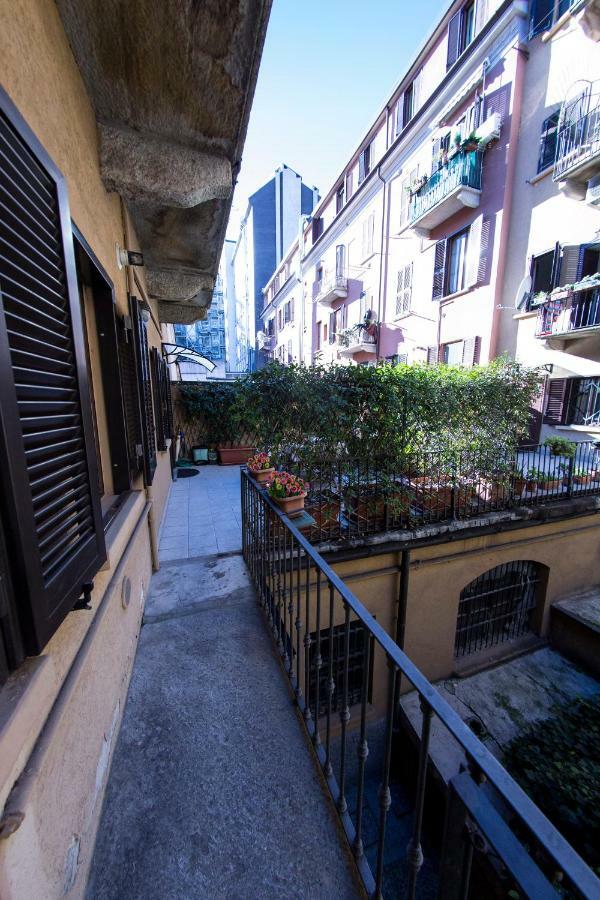 B&B Terrazza Baires - In The Heart Of Milan Luaran gambar